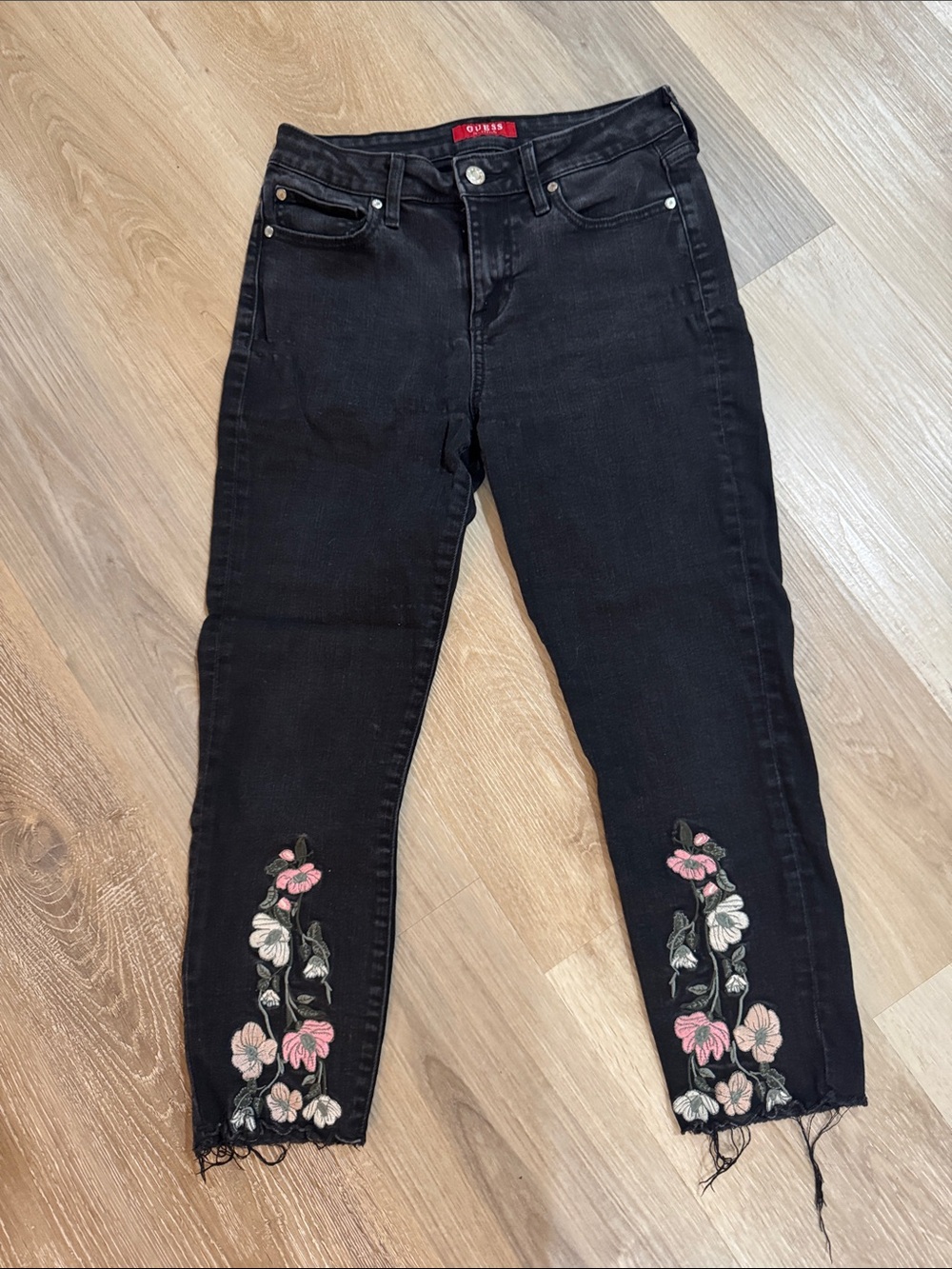GUESS Black Cropped Jeans with Pink & Cream Floral Embroidery - Picture 2 of 3